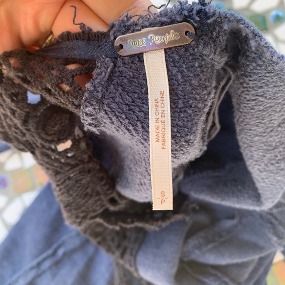 🌿BLUE Free People Sweater🌿 - Picture 7 of 7